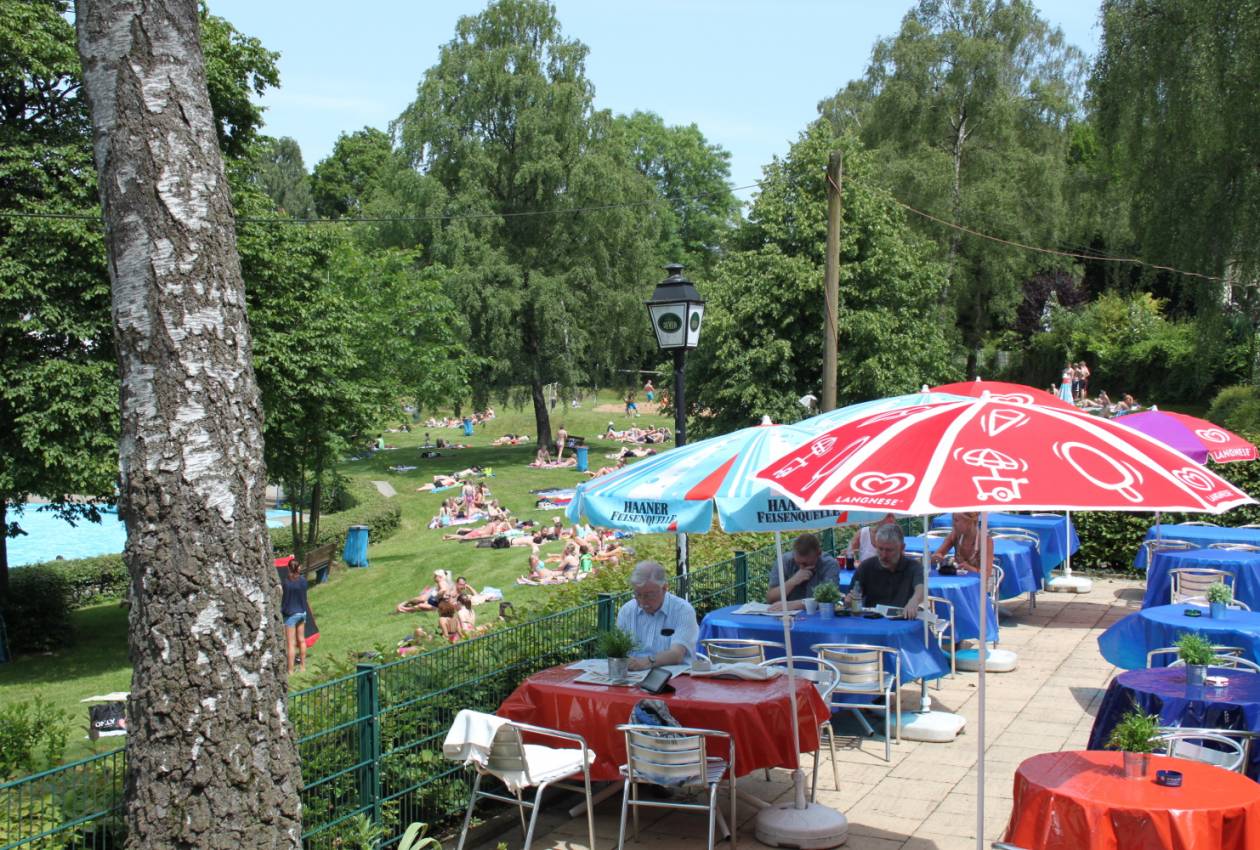 Terrasse Freibad Eckbusch